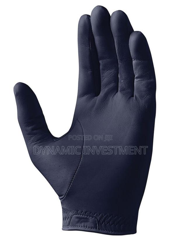 Taylormade Tour Preferred Men’S Navy Golf Glove (Left Hand) - thumbnail 3