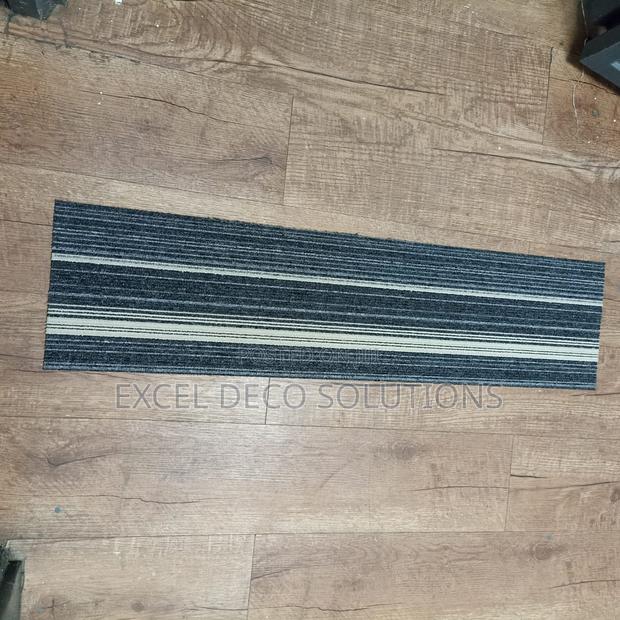 One Square Meter Carpet Tile - main view