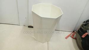 8lts Vase White Plastic - thumbnail 2