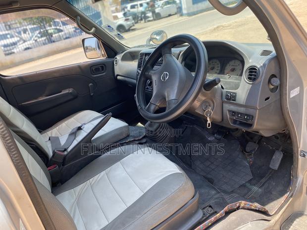 Nissan Caravan (Urvan) 2000 Silver - thumbnail 7