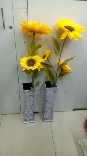 Sunflowers and Vase Home Deco