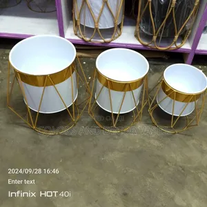 Classy Vases for Flowers Table Top and Plants for Flowers