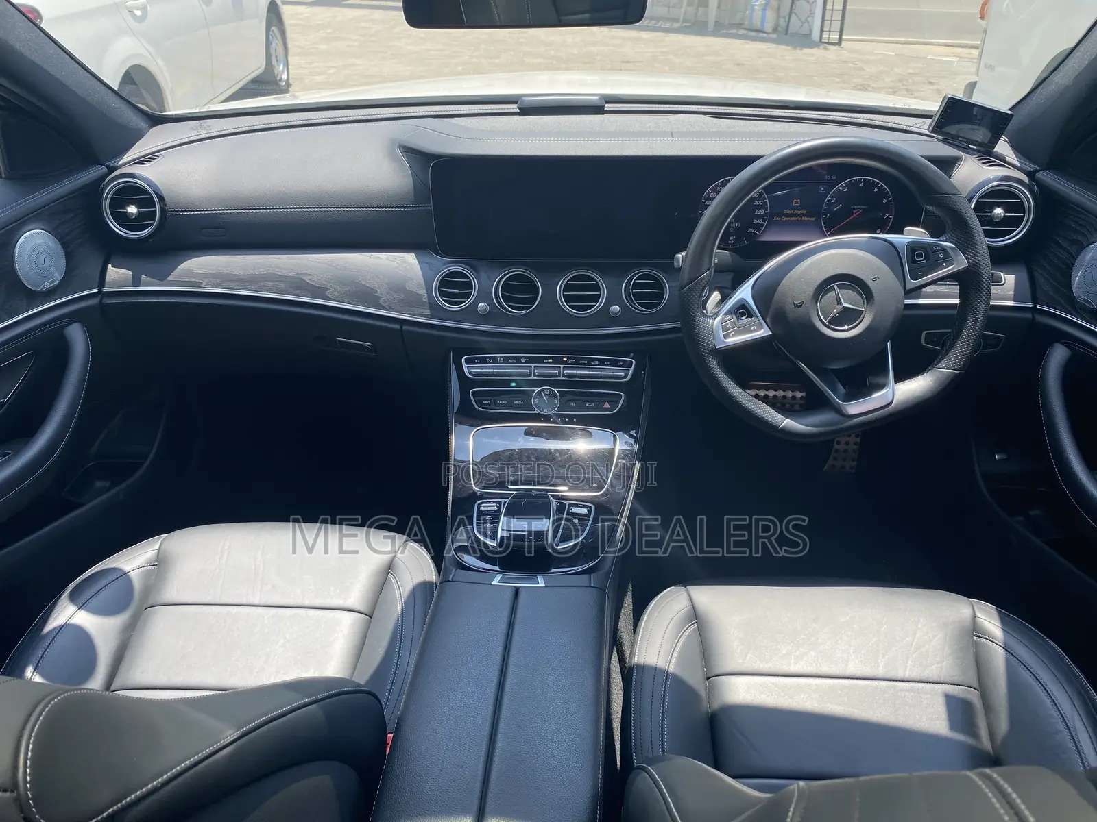 Mercedes-Benz E200 2018 Pearl