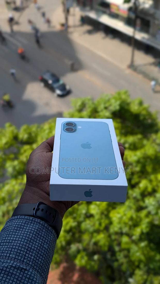 New Apple iPhone 16 Plus 128 GB - thumbnail 3