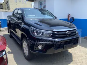 Toyota Hilux 2019 Black