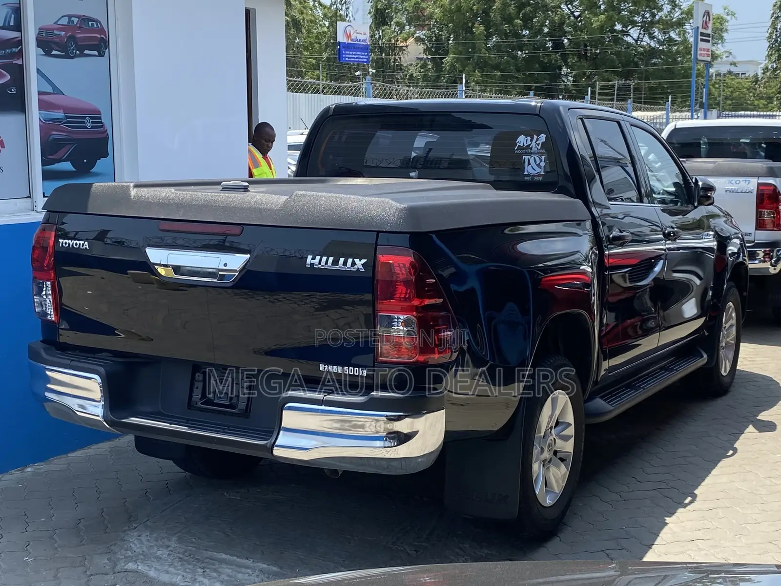 Toyota Hilux 2019 Black