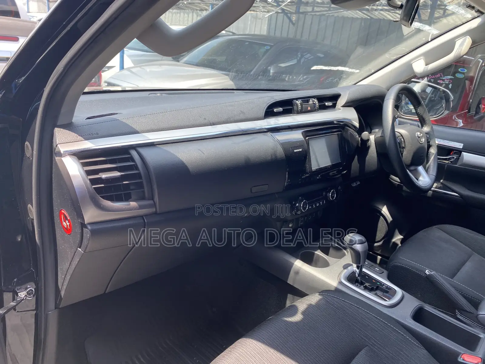 Toyota Hilux 2019 Black