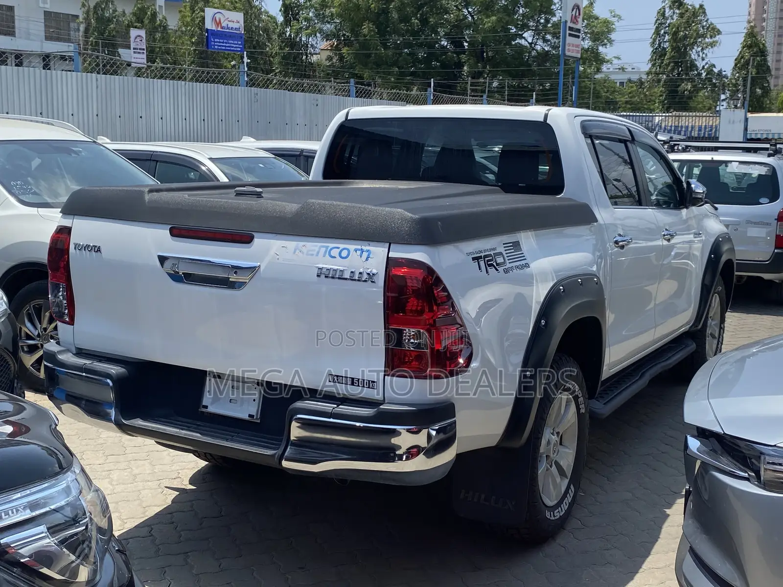 Toyota Hilux 2018 Off white
