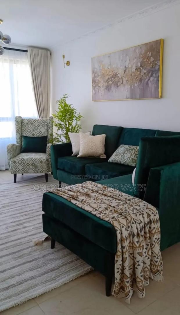 Spice Up Your Room With a Beautiful Set of Bamboo Sticks