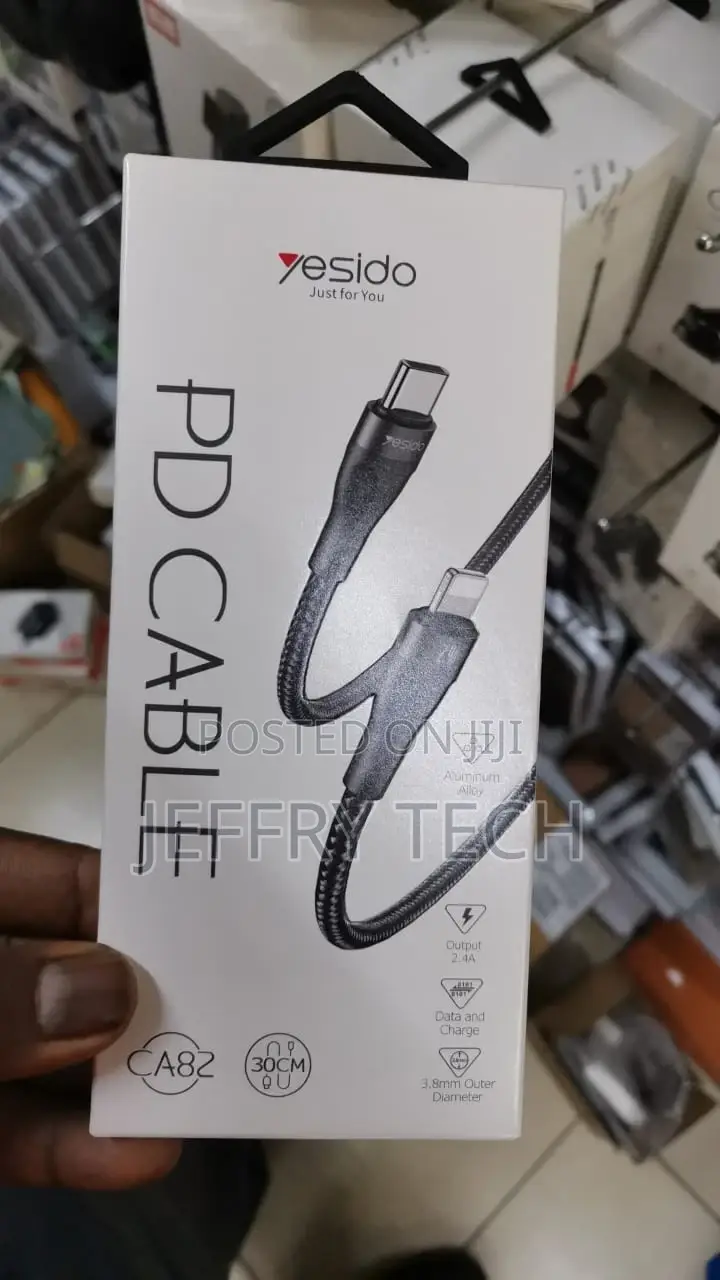 CA82 12W 30CM PD Type-C to for Lighting Data Cable | Type-C