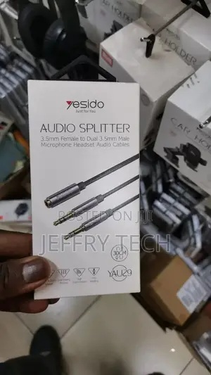 YESIDO YAU29 3.5mm 2 Male to 1 Female Headphone Mic Adapter