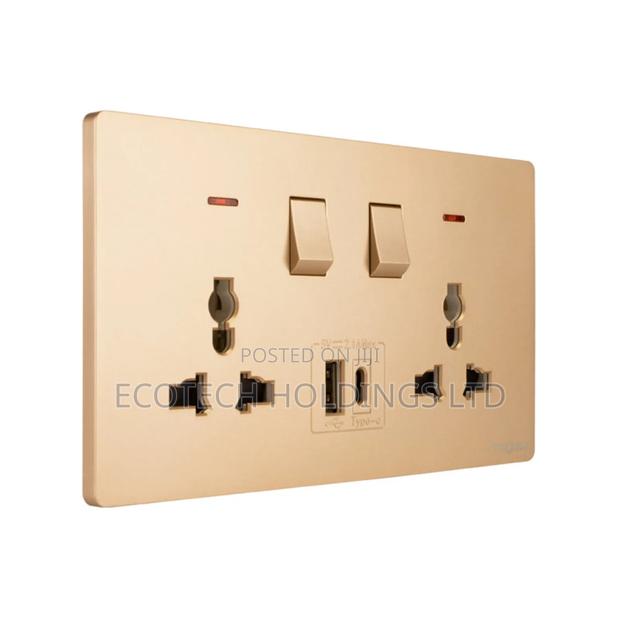 Executive Usb Twin Socket (Gold) Xd5