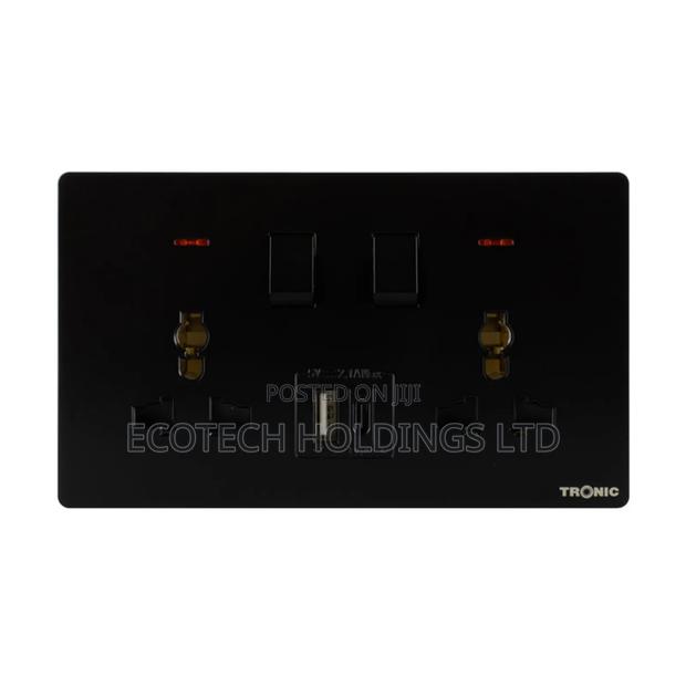 Executive Usb Twin Socket (Black Chrome) Kj6