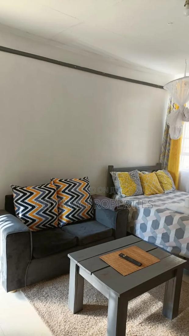 Studio to Let in Westlands - main view