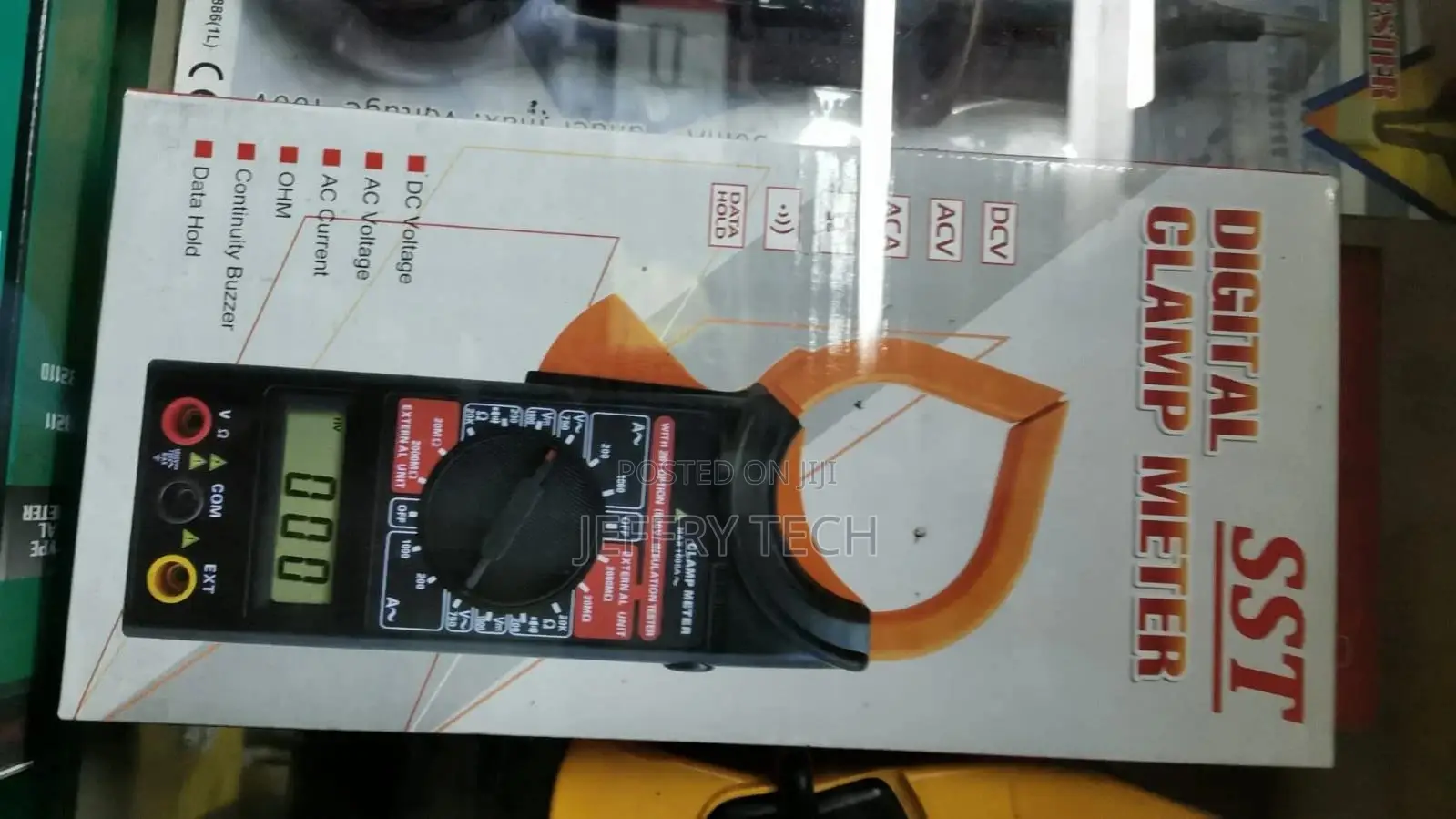 Digital Clamp Meter