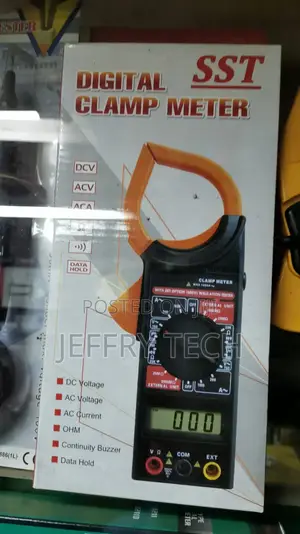 Digital Clamp Meter