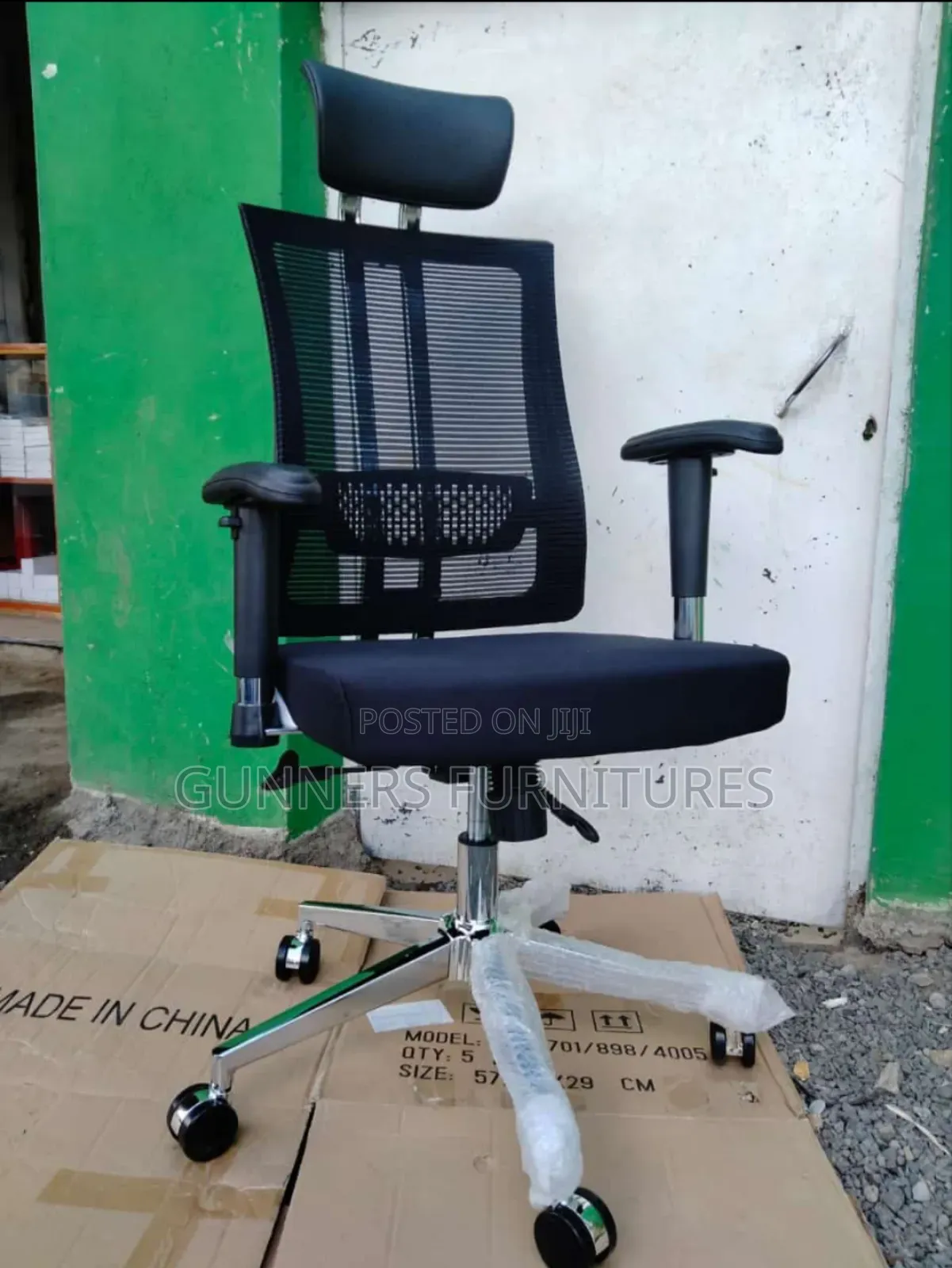 Orthopaedic Recliner Office Chair.