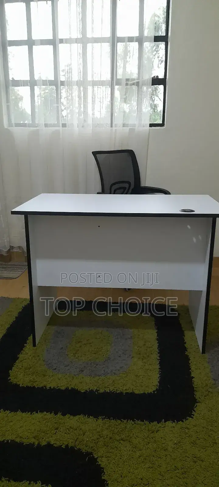 Mesh Office Chair With White Table