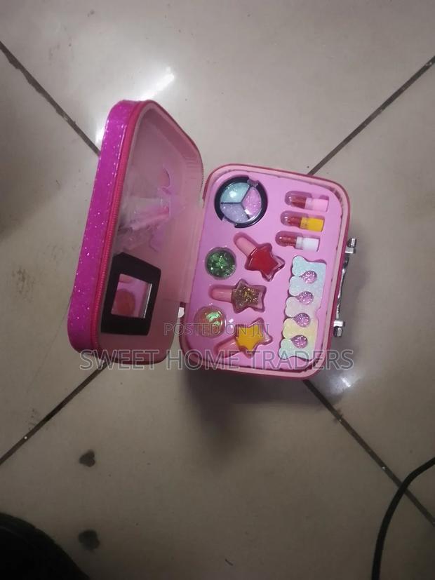 Make Up Kit *Kids Make Up Kit - main view