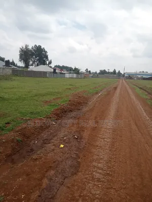 1/4 Plot Annex With Title Just 50m Fro From Tarmac