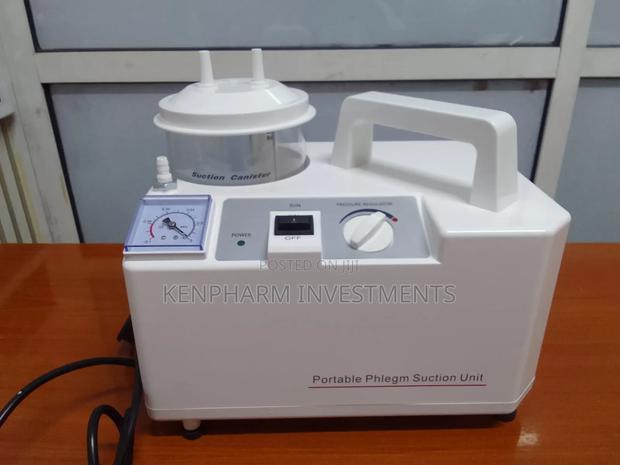 Portable Phlegm Suction Unit Machine》Ph03 - main view