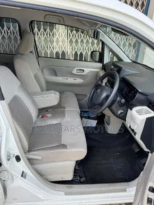 Daihatsu Move 2018 White