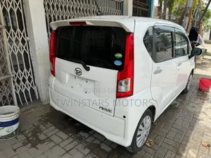 Daihatsu Move 2018 White