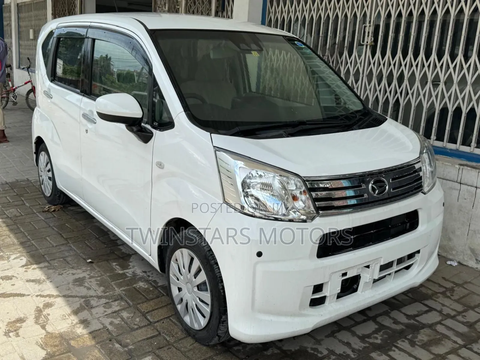Daihatsu Move 2018 White