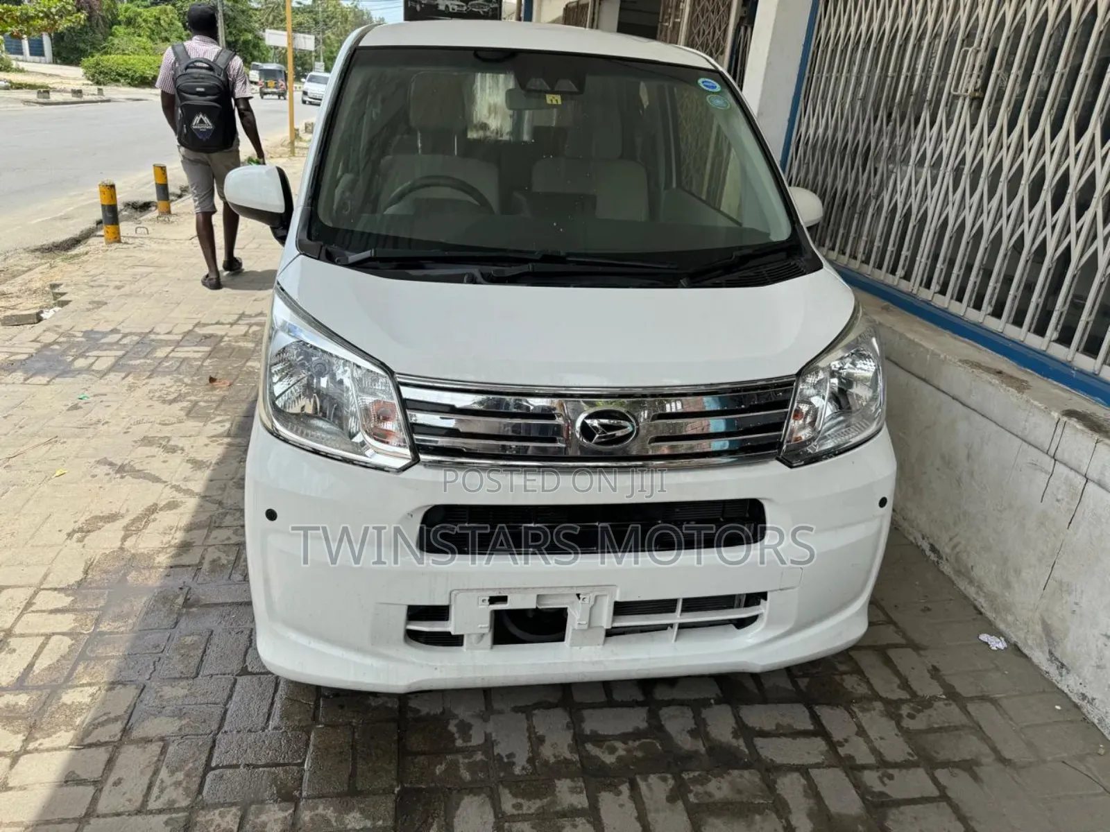 Daihatsu Move 2018 White