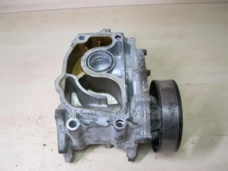Honda R20A Water Pump for CRV, Stream, Civic, Accord.