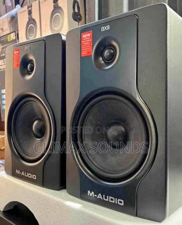 Bx8d2 Monitor Speakers,