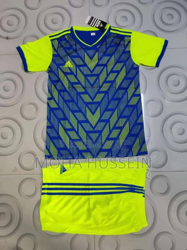 New Football Sports Kits - thumbnail 2