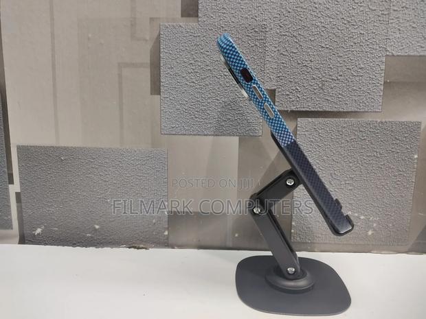 Universal Foldable Phone Desktop Stand - thumbnail 2