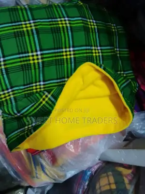 Masaai Shuka With Yellow Fleece