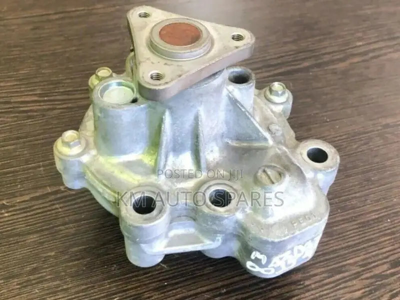 Mazda P5 Water Pump for Demio, Axela, CX3.
