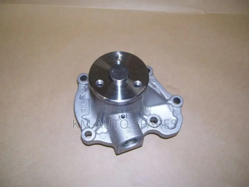 Nissan CR14 Water Pump for March, Cube, Note.