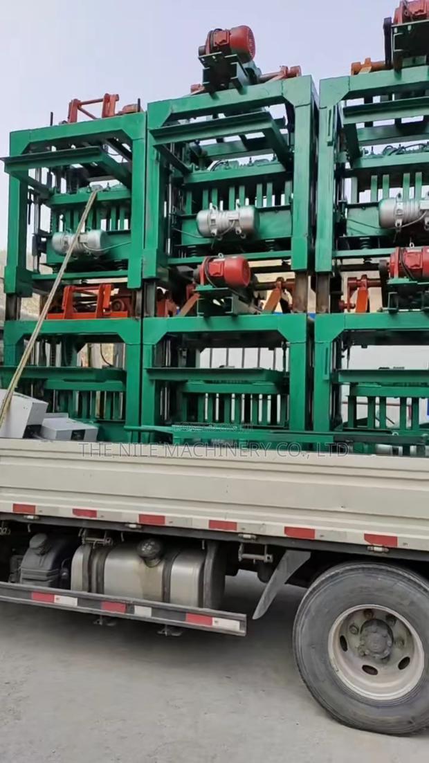 Concrete Block / Brick Machine for Light Wall Material - main view