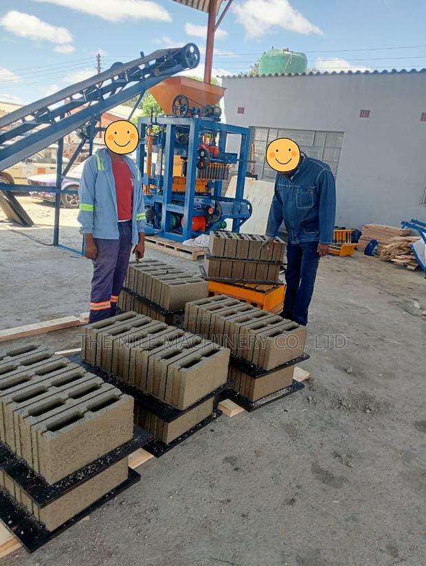 Semi Auto Block Making Machine for Hollow Brick - main view