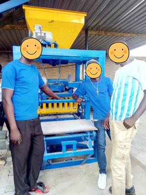 Multifunctional Paver Kerb Hollow Concrete Block Machine - thumbnail 2