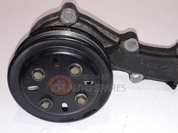 Nissan QG18 Water Pump for Wingroad, Tiida, AD, Bluebird.