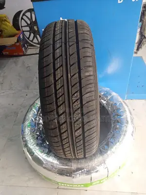 185/70r14 Petromax Tire