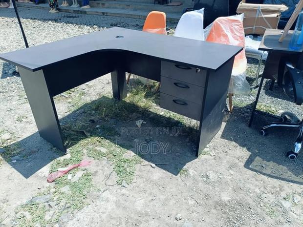 L-Shape Office Desk Office Desk - main view