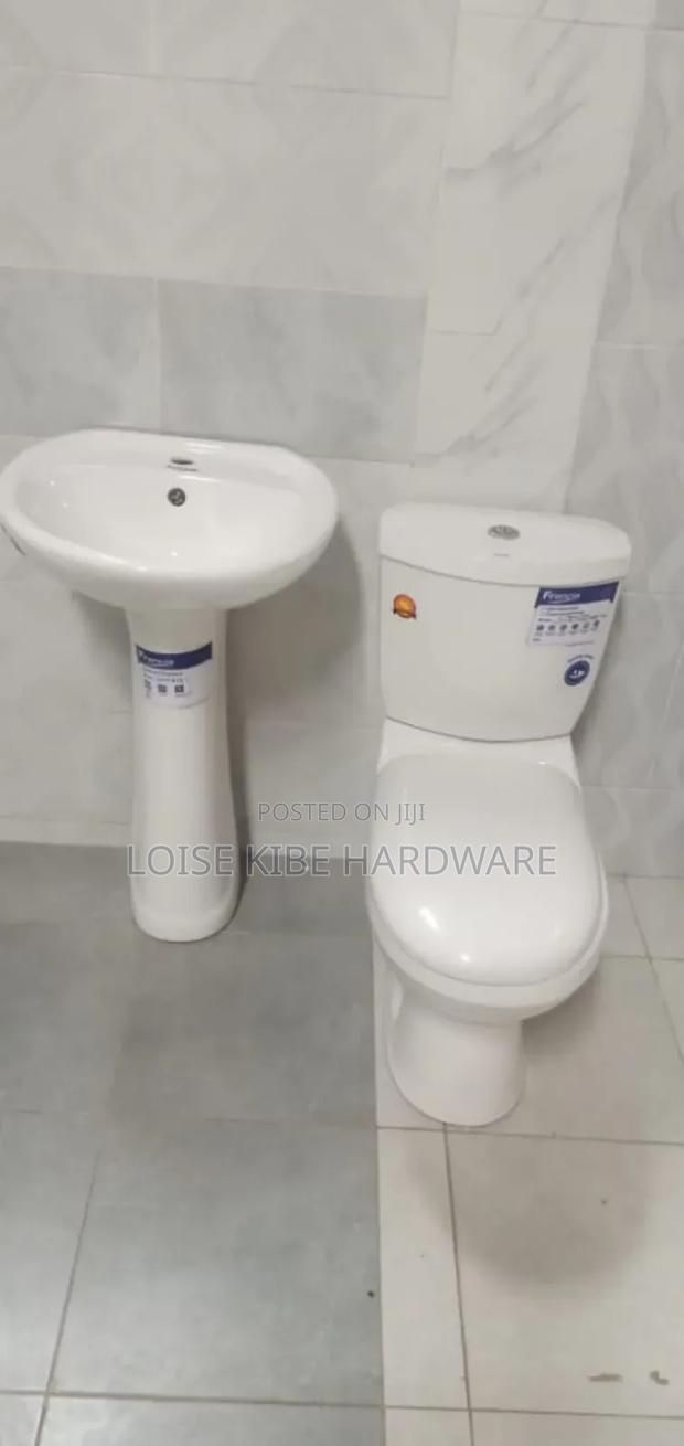 Closecap Toilet Seat Available - main view