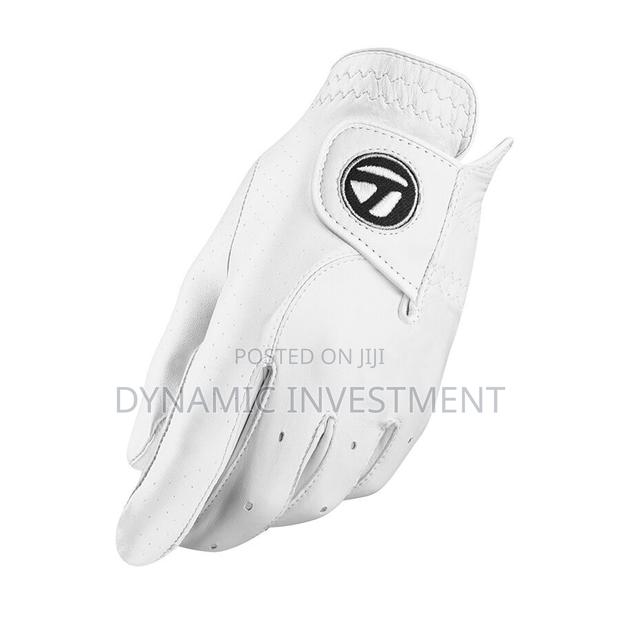 Taylormade Tour Preferred Men’S White Golf Glove (Left Hand)