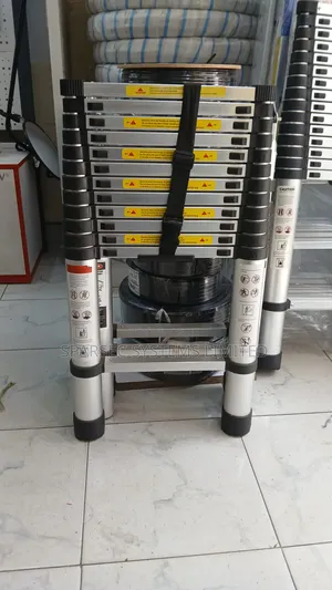 Telescopic Ladder 4.4 Metres