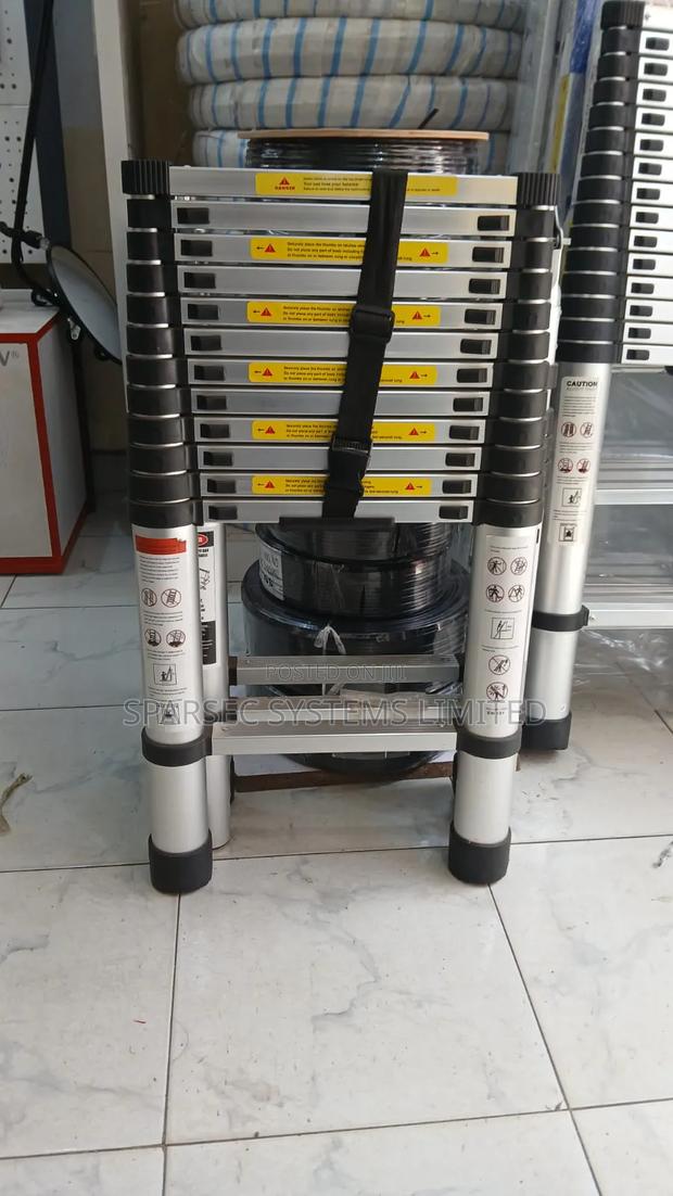 Telescopic Ladder 4.4 Metres
