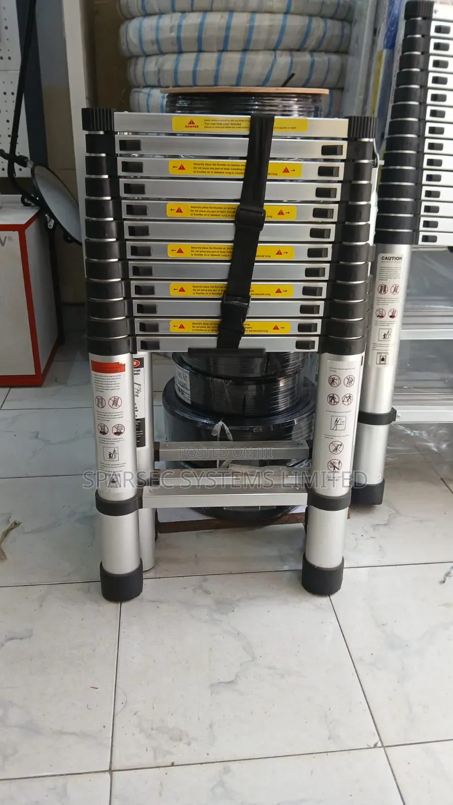 Telescopic Ladder 4.4 Metres