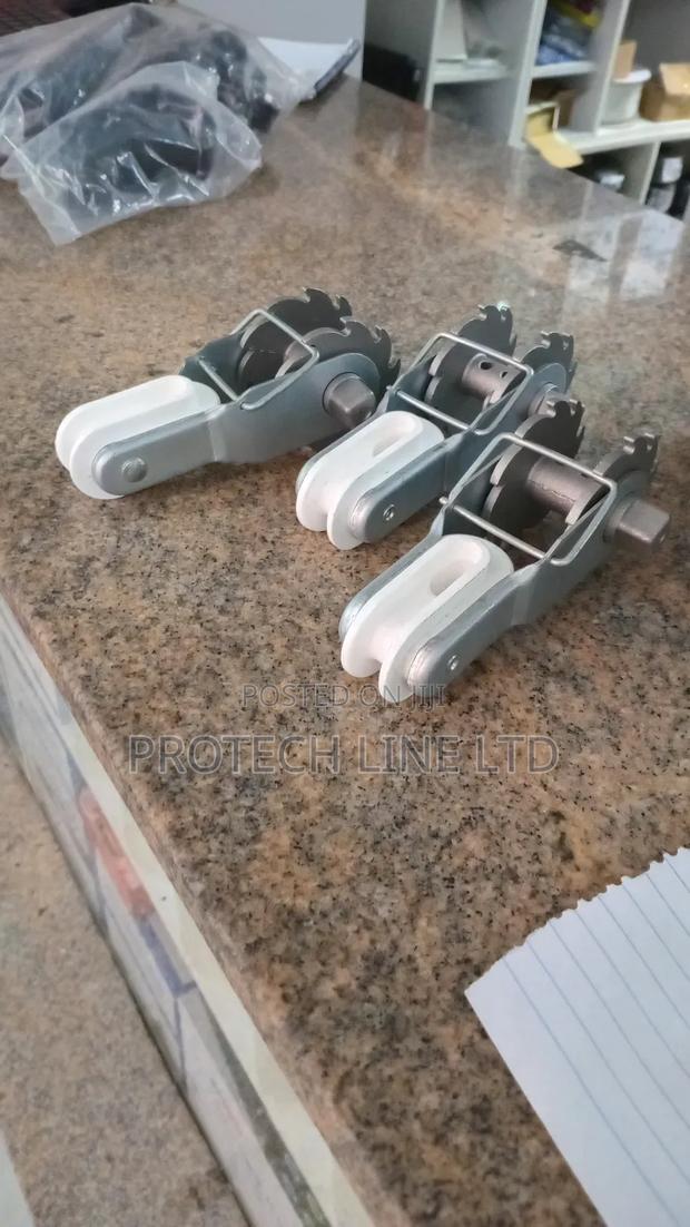 Insulated Wire Strainer / Tensioner - thumbnail 4