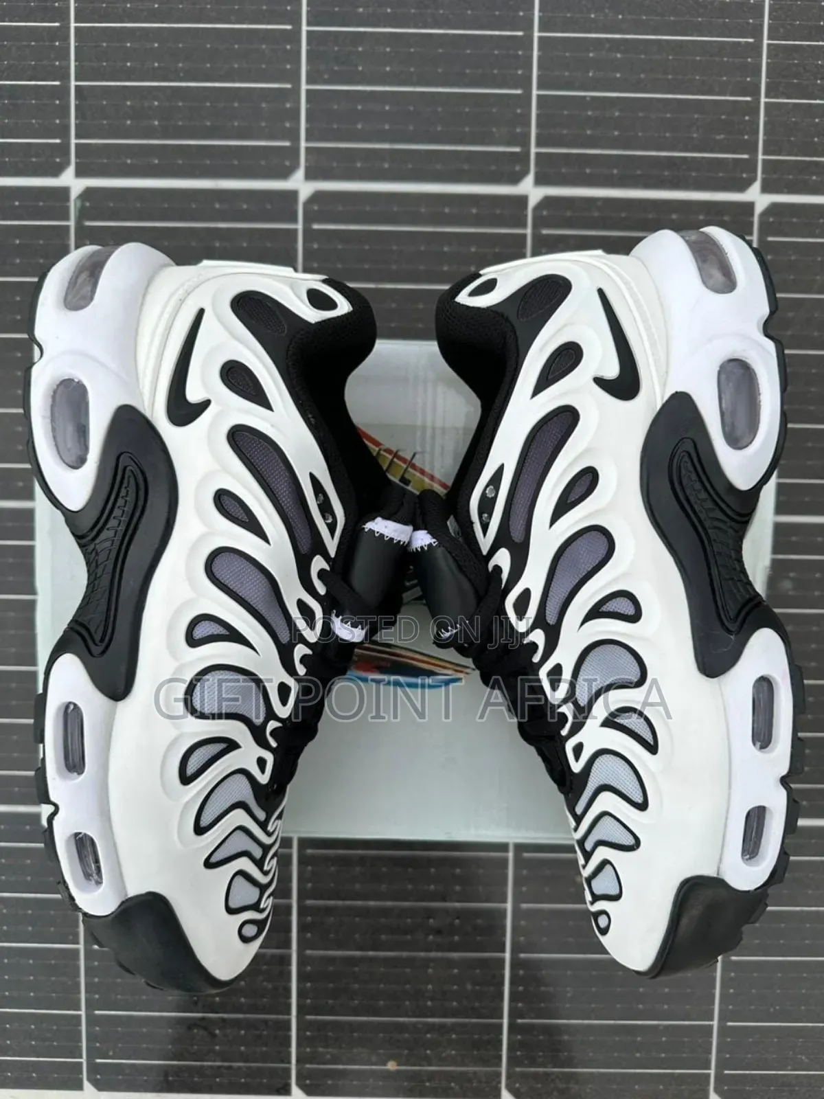 Nike Air Max Plus Drift Sneakers for Men
