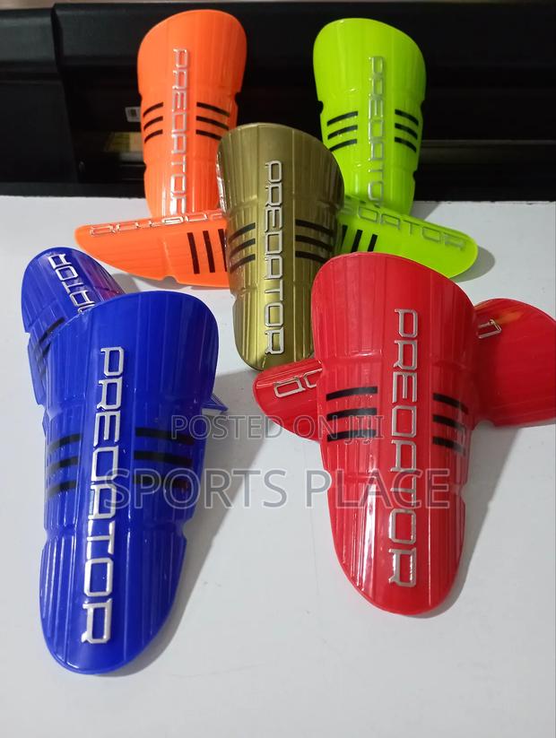 Small Predator Shin Guards/Pads - main view